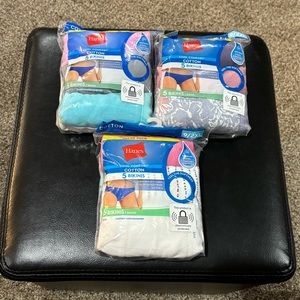 NEW Hanes cotton bikinis size 2XL 15 pair